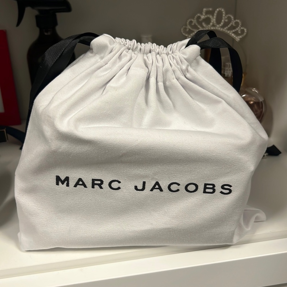 MARC JACOBS "THE SNAPSHOT BAG"